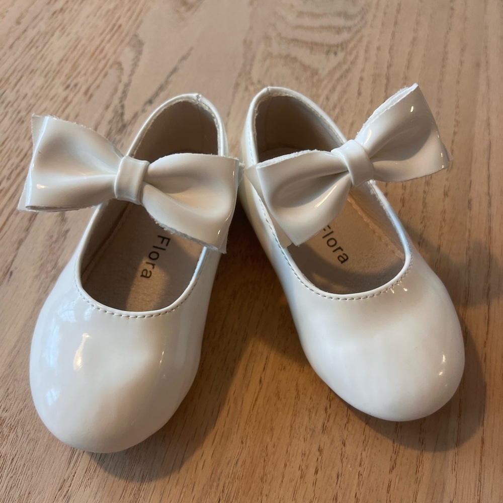 Toddler Girl White Dress Shoes